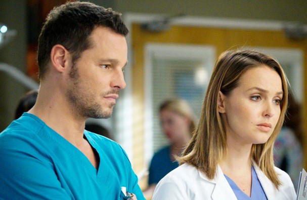 Camilla Luddington e Justin Chambers em cena de Grey's Anatomy (Foto: Divulgação) Camilla Luddington e Justin Chambers em cena de Grey's Anatomy (Foto: Divulgação)