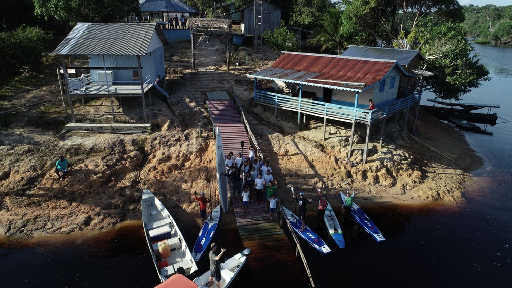 Pausa em uma comunidade ribeirinha â€” Foto: Lucas Munhoz