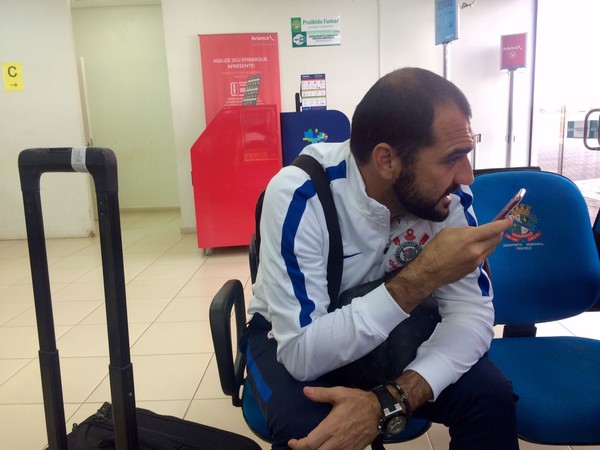 De volta ao Corinthians, Danilo deseja renovar e jogar por mais um ano, ao menos