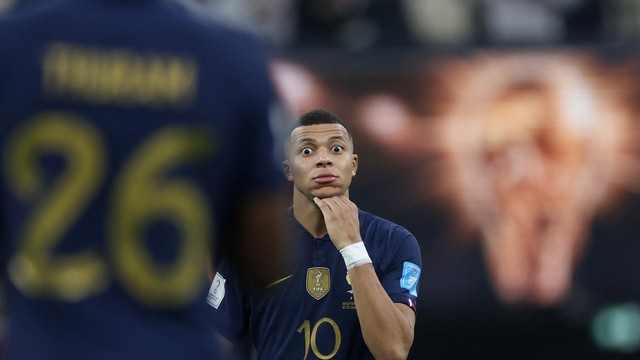 Mbappé na final da Copa do Mundo entre Argentina e França