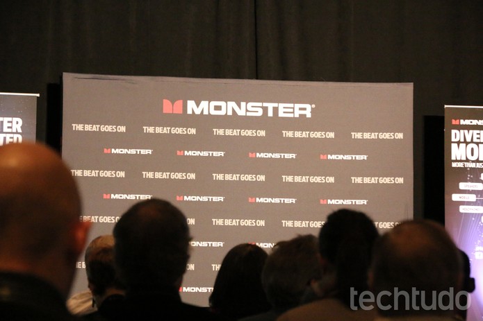 Monster apresentou seus novos produtos na CES 2015 (Foto: Isadora Díaz/TechTudo)