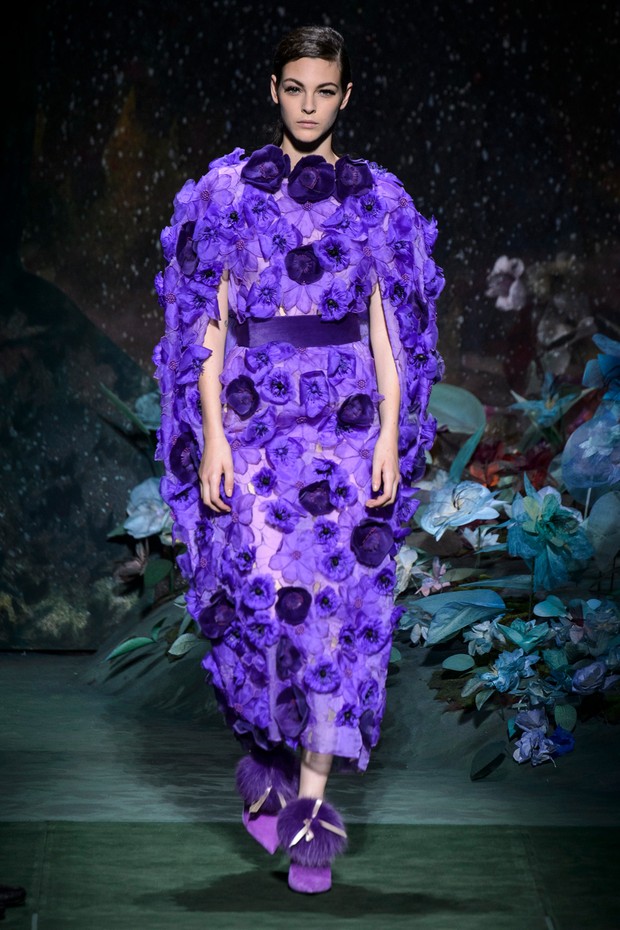 #SuzyCouture: Fendi’s Symbolist Springtime - Vogue | en