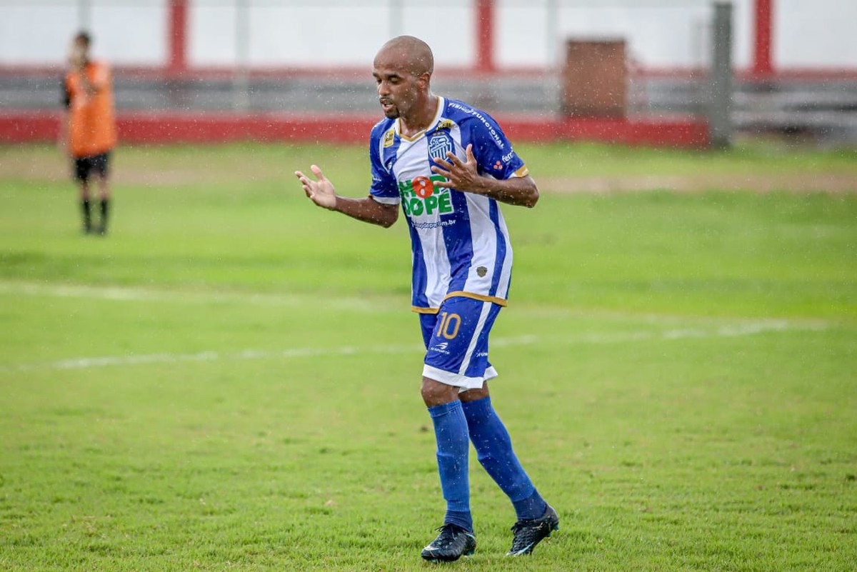 Rossini deixa o São Raimundo-AM e é contratado pelo Real-RR; estreia ...
