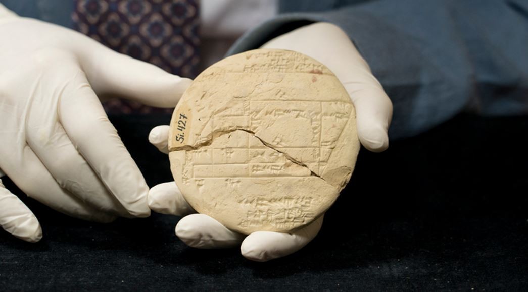 Placa de argila de 3,7 mil anos indica as origens da geometria aplicada  (Foto: UNSW Sydney)