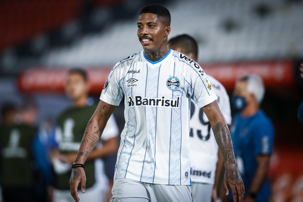 Jean Pyerre engata seis jogos seguidos no Grêmio e alcança 85 de aproveitamento