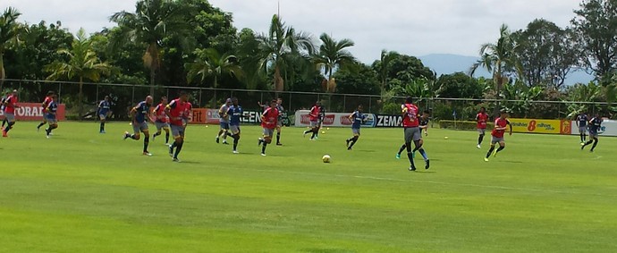 Cruzeiro faz treino técnico com Élber Rafinha n toca da Raosa