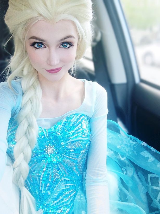 Sarah Ingle como Elsa, de 'Frozen' (Foto: Instagram)