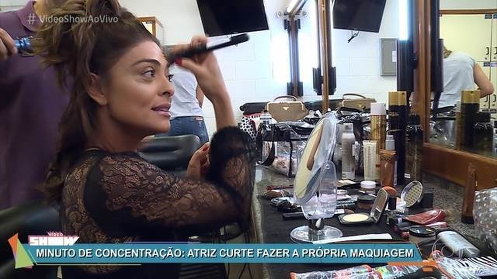 Juliana Paes se transforma em Bibi (Foto: Globo)