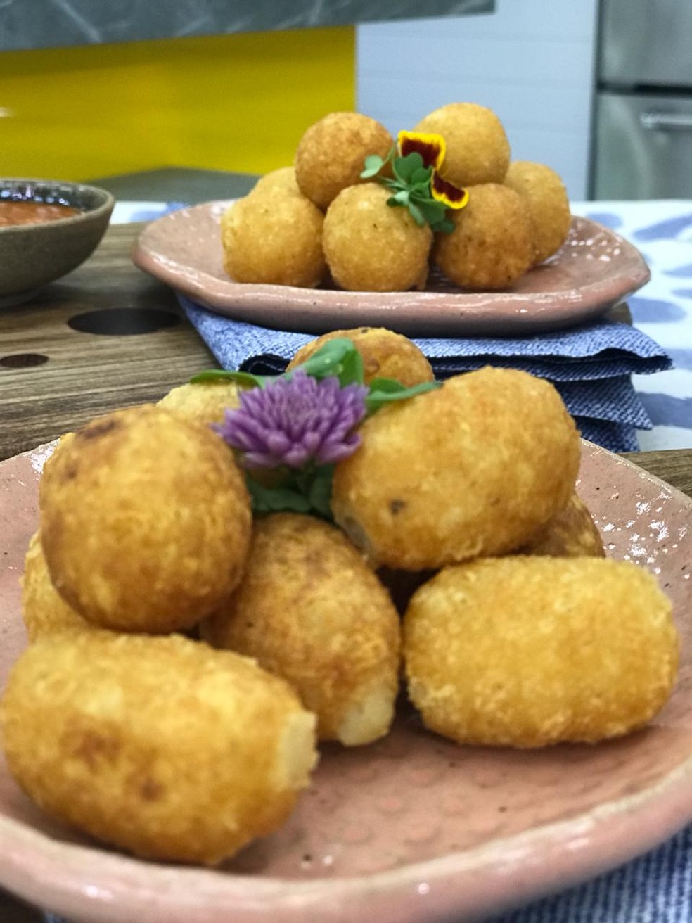 Poucos ingredientes separam vocÃª dessa delÃ­cia de receita. Aprenda a fazer! â€” Foto: Dani Meira/TV Globo