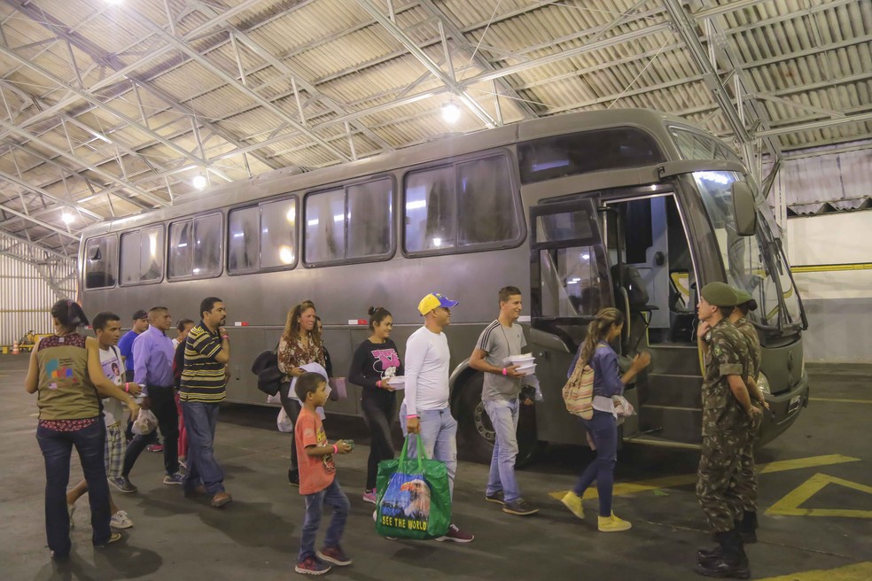 Resultado de imagem para Pernambuco recebe novo grupo de refugiados venezuelanos