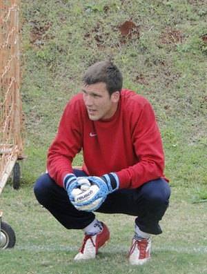 Daniel Fernandes, goleiro português (Foto: Gabriel Lopes / CFC)