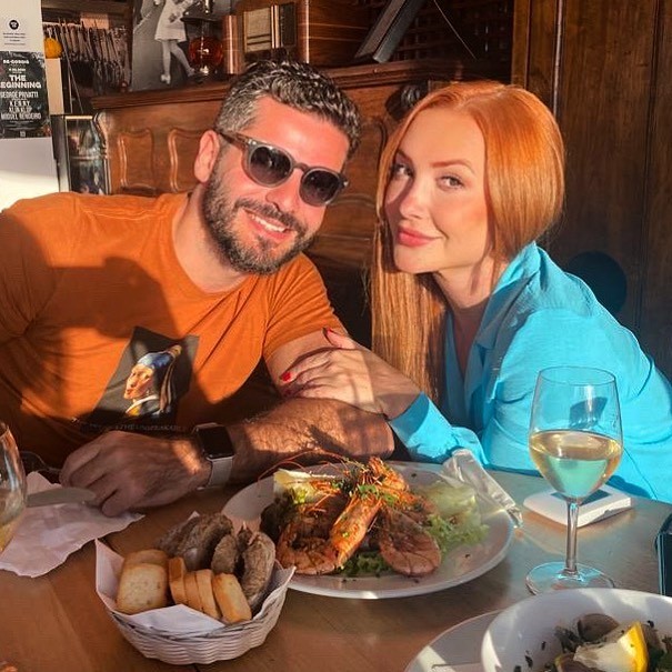 Josie Pessoa e o namorado em outro restaurante, também em Portugal (Foto: Reprodução / Instagram)
