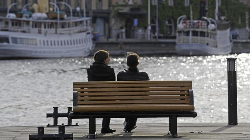 Em países como a Suécia, as mulheres de alta renda tendem a rejeitar relações igualitárias em favor de procurar maridos de ainda mais alta renda — Foto: Getty Imagens