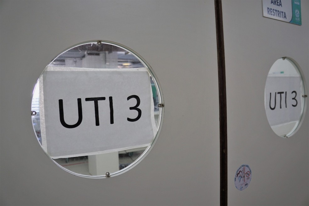Dos 14 pacientes internados com Covid-19, três estão na UTI — Foto: Odair Leal/Secom