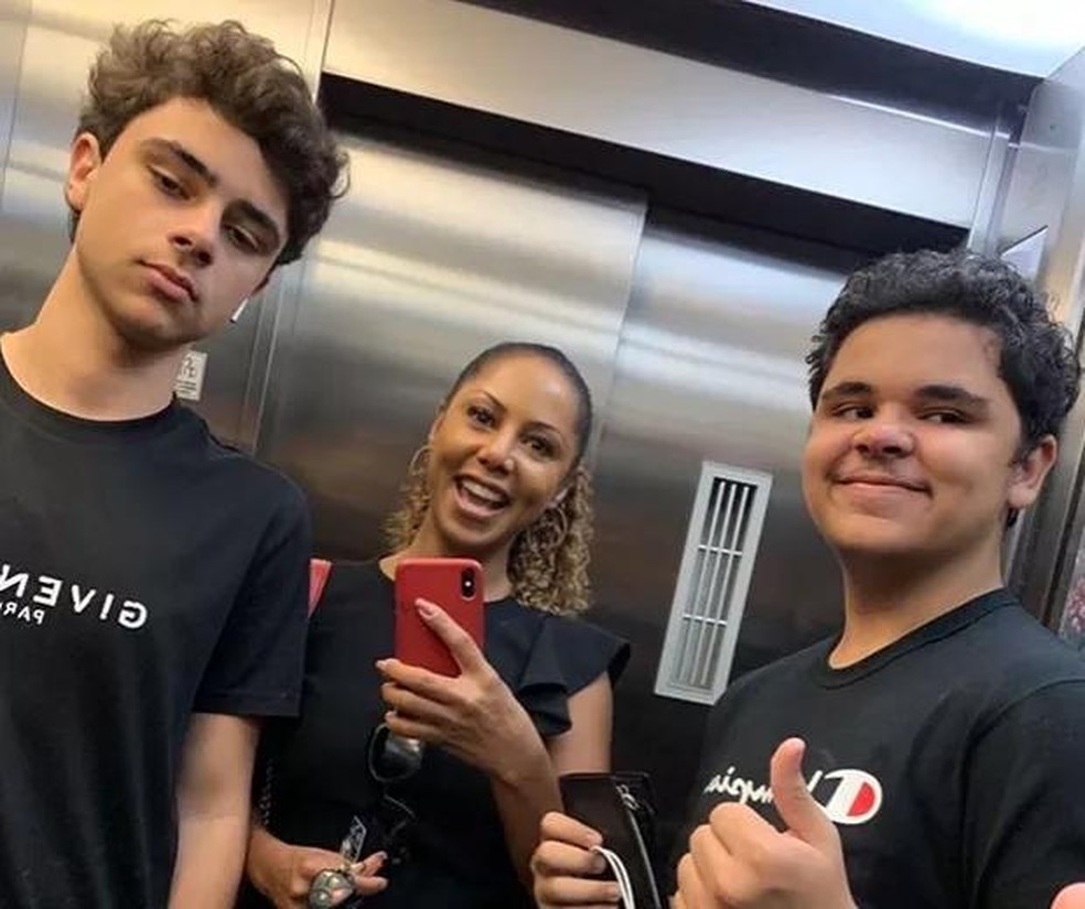 Valéria Valenssa e os filhos, João Henrique e José Gabriel — Foto: Reprodução/Instagram