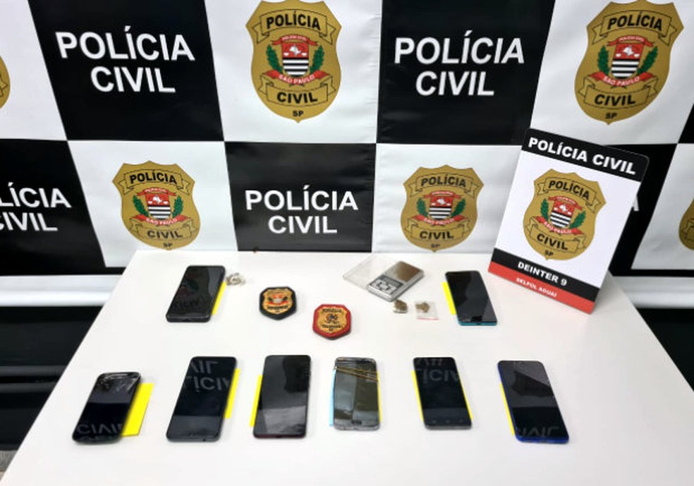 Celulares recuperados pelos investigadores do SIG de Aguaí — Foto: Polícia Civil/Divulgação