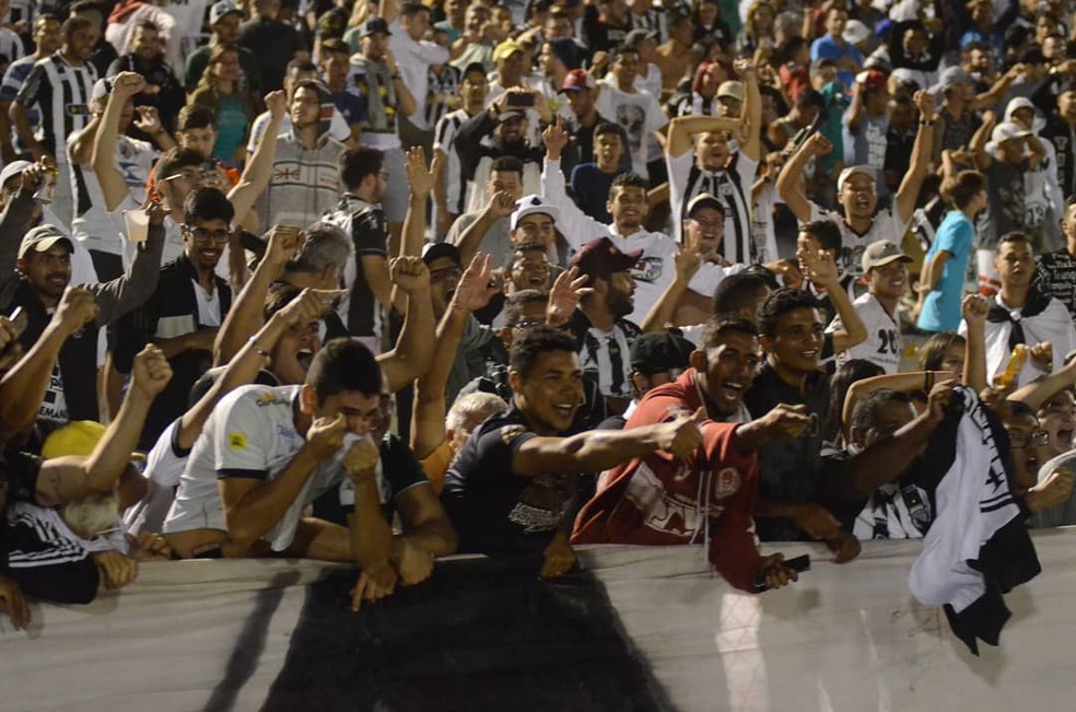 Na inauguração do novo gramado do Amigão, em 2018, o Treze bateu o Campinense por 1 a 0 — Foto: Divulgação / Jefinho Cariri