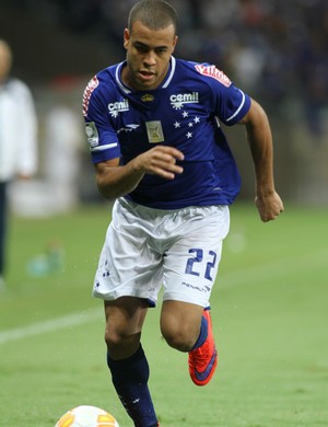 Mayke, lateral do Cruzeiro (Foto: EFE)