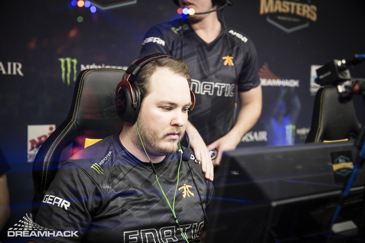 Cfg do flusha no CS:GO: como usar a crosshair do ex-jogador da fnatic