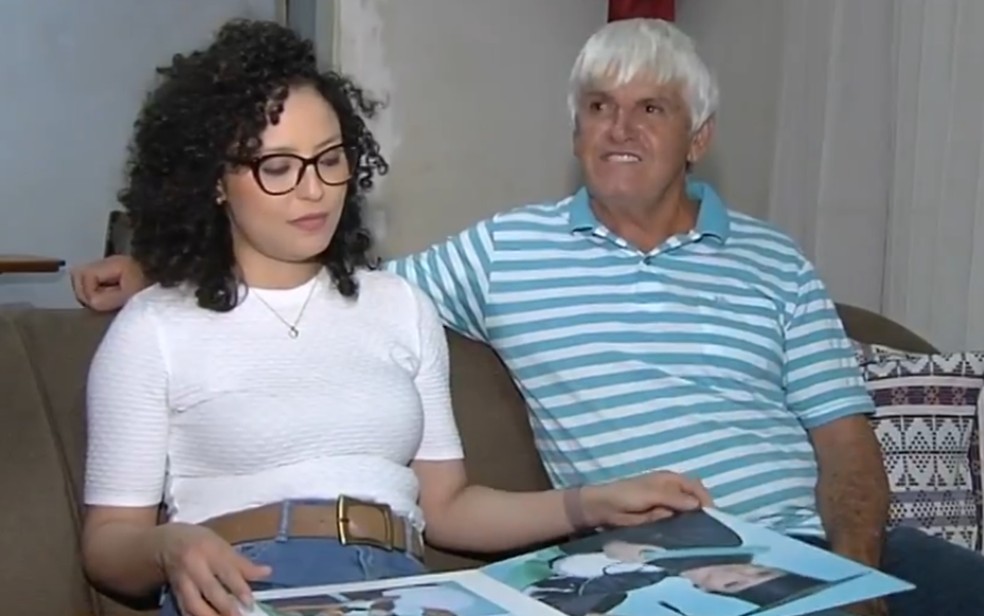 Aline e Tales Pereira perto de comemorar a formatura dela em residência médica em Goiânia — Foto: Reprodução/TV Anhanguera