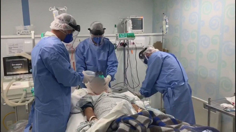 Paciente em UTI no DF, em imagem de arquivo — Foto: TV Globo/ Reprodução