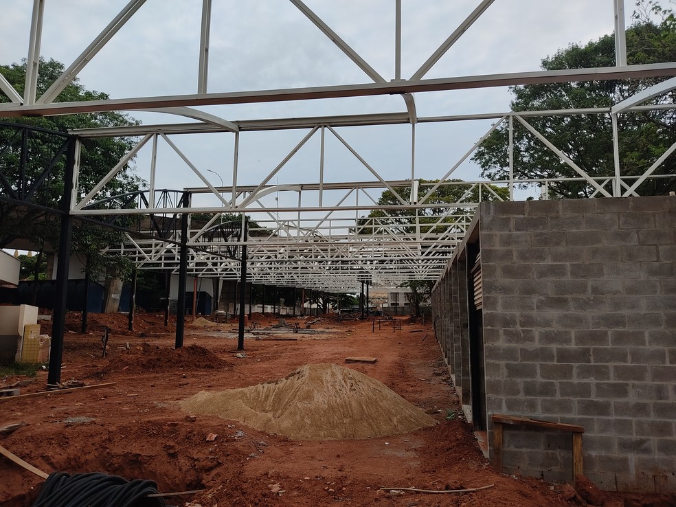 Obras de revitalização do Camelódromo de Presidente Prudente seguem em andamento — Foto: Aline Costa/G1