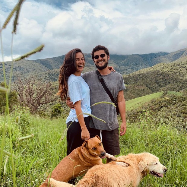 Bruno Gissoni e Yanna Lavigne construirão uma casa em meio à floresta, em Minas Gerais (Foto: reprodução/Instagram)