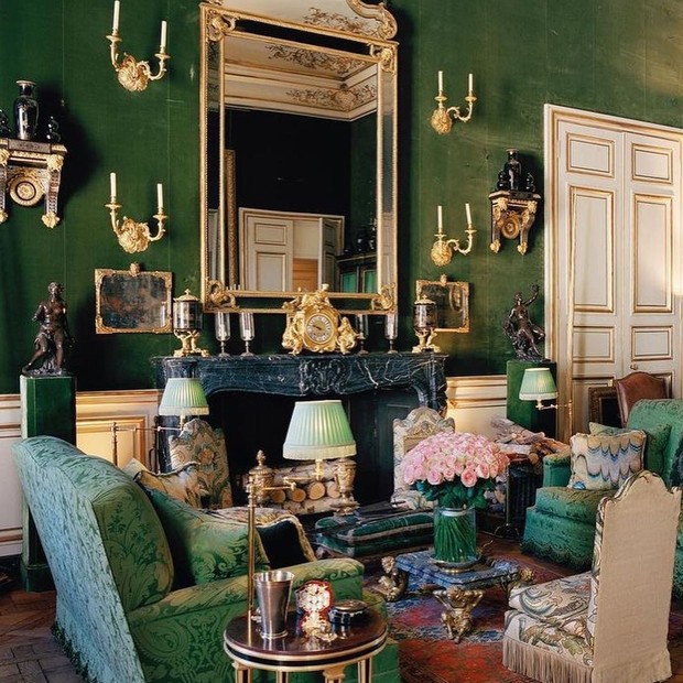 A coleção do famoso estilista inclui propriedades de duas de suas residências: o Hôtel d'Orrouer em Paris e o Manoir du Jonchet no Vale do Loire (Foto: Courtesy of Christie’s/ François Halard)