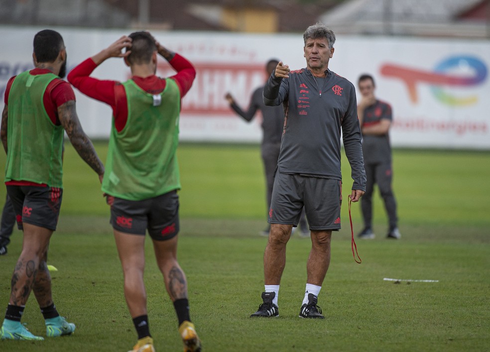 Renato Ga&uacute;cho durante treino no Ninho do Urubu &mdash; Foto: Alexandre Vidal/Flamengo