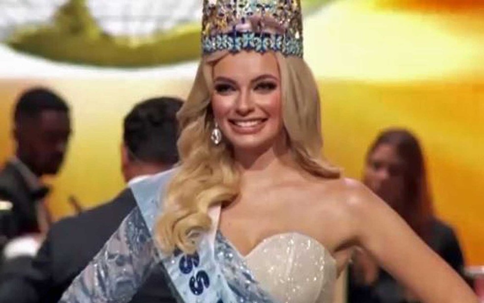 Polonesa Karolina Bielawska é a nova Miss Mundo — Foto: Reprodução / Instagram