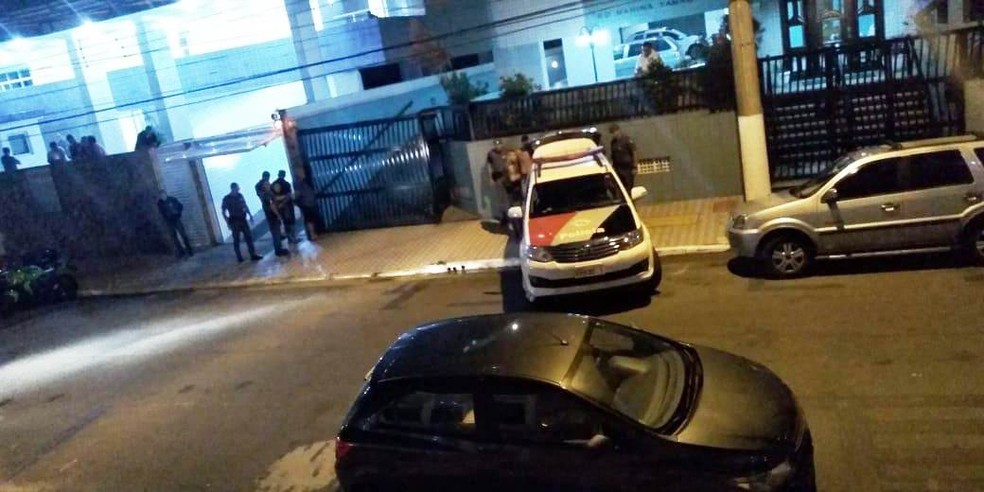 Ação aconteceu em prédio de alto padrão no bairro Canto do Forte, em Praia Grande, SP — Foto: Divulgação/Praia Grande Mil Grau