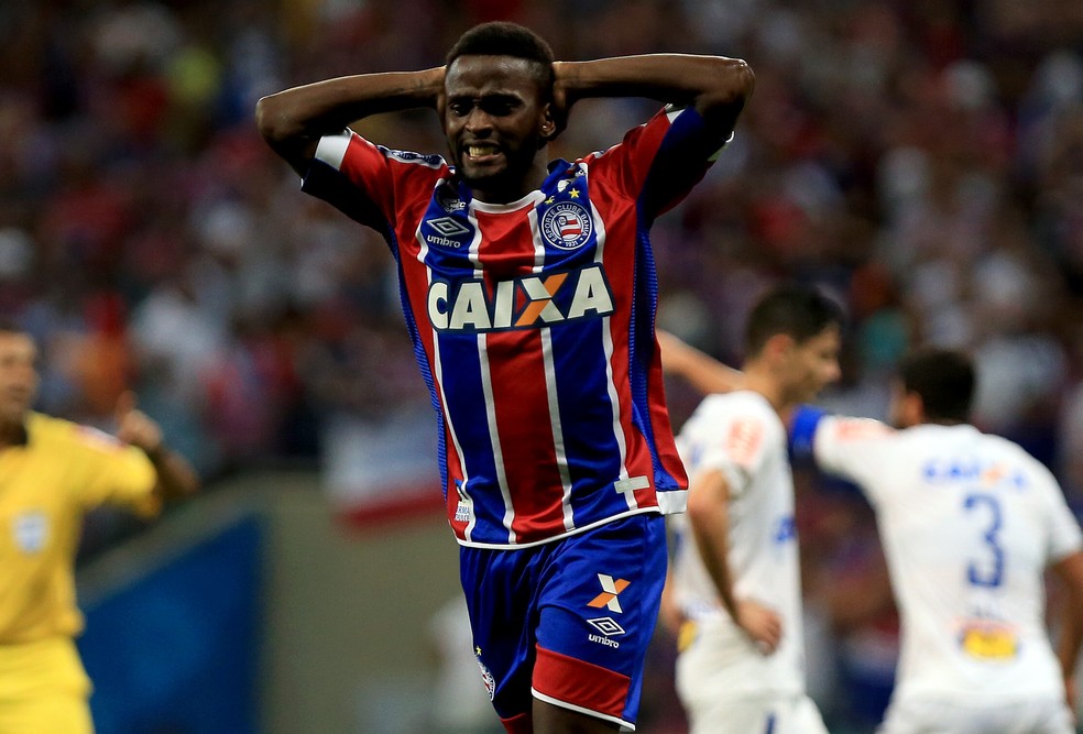 Ex-Corinthians lembra vida de 'marajá' em hotel '10 estrelas' na Índia: '6 restaurantes, shopping de luxo e chofer particular'