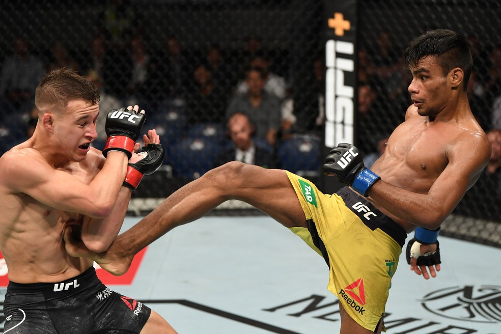 Raulian Paiva fez sua estreia no Ultimate diante do neozelandÃªs Kai Kara France â?? Foto: Jeff Bottari/Zuffa LLC / Getty Images