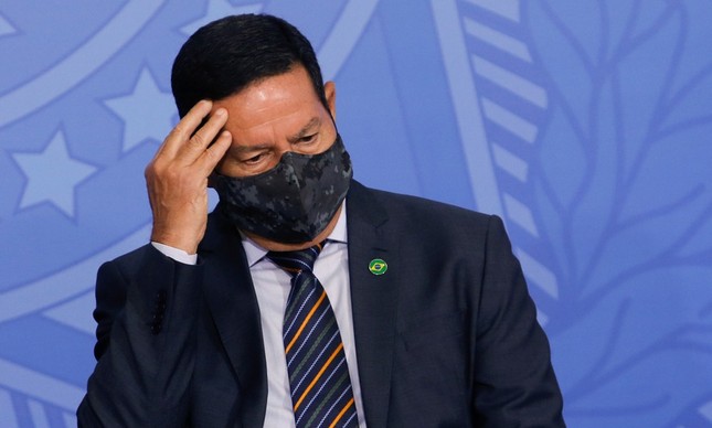 Sogra do general Mourão deu entrada no Hospital do Corpo de Bombeiros Militar do Estado do Rio 