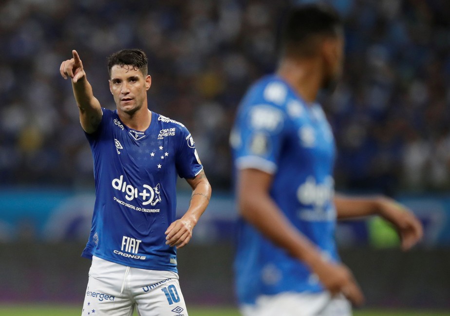 [COMENTE] Para você, Thiago Neves seria uma boa contratação para essa temporada?