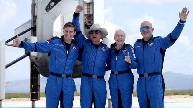 Bezos e a equipe Blue Origin podem não se qualificar como astronautas (Foto: Getty Images via BBC)