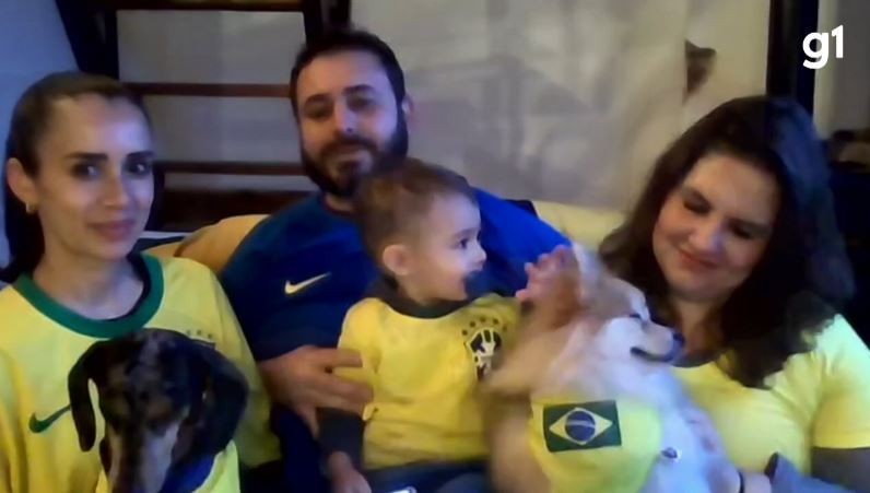 Paranaenses que moram na Croácia apostam em vitória da seleção brasileira: 'Vai dar 3 a 0'