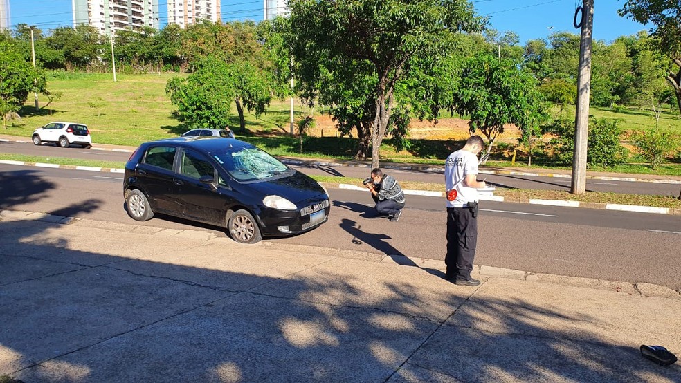 Idoso morreu após ser atropelado por carro em Presidente Prudente — Foto: Heloise Hamada/g1