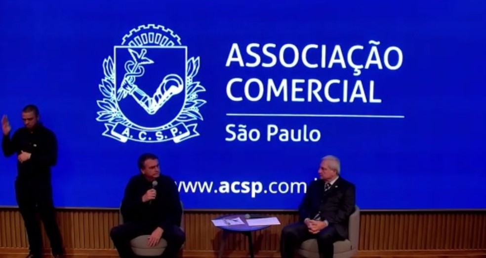 Bolsonaro durante inauguração de auditório na sede da Associação Comercial de São Paulo — Foto: Reprodução