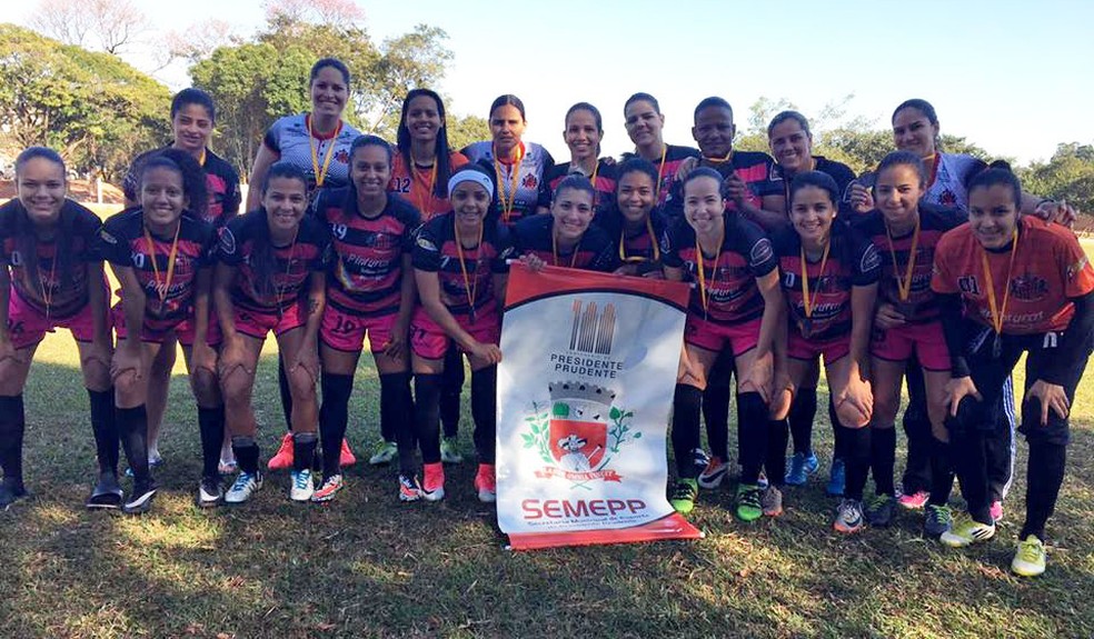 Futebol feminino de Prudente garantiu o bronze nos Regionais (Foto: Marcos Chicalé / Semepp, Divulgação)