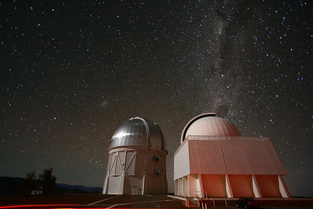 Astrônomos descobrem 139 planetas anões no Sistema Solar. Acima o Observatório Interamericano de Cerro Tololo, no Chile, onde os registros do DES são feitos (Foto: Reprodução Flickr)