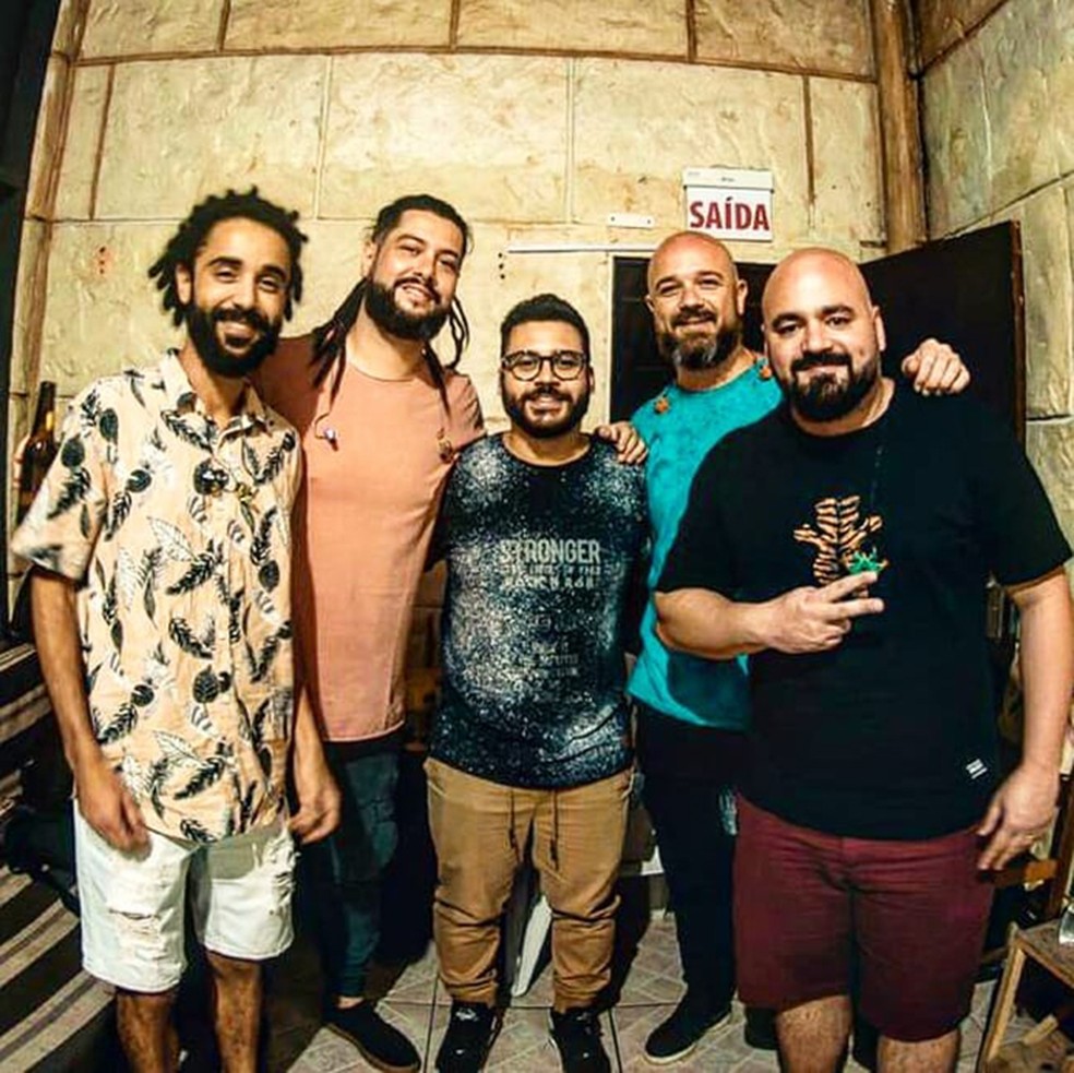 Maneva se apresenta às 17h de hoje — Foto: Reprodução/Facebook