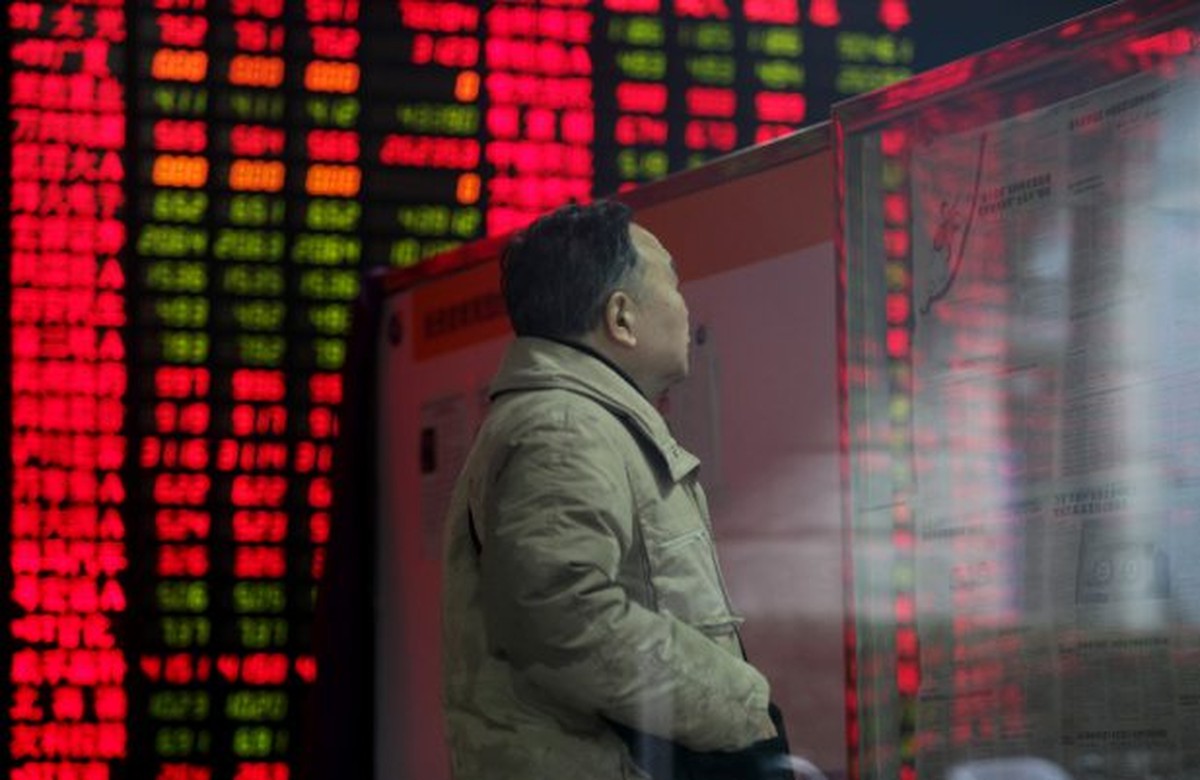 Bolsas asiáticas têm fortes perdas com ômicron, Rússia e Ucrânia e Federal Reserve