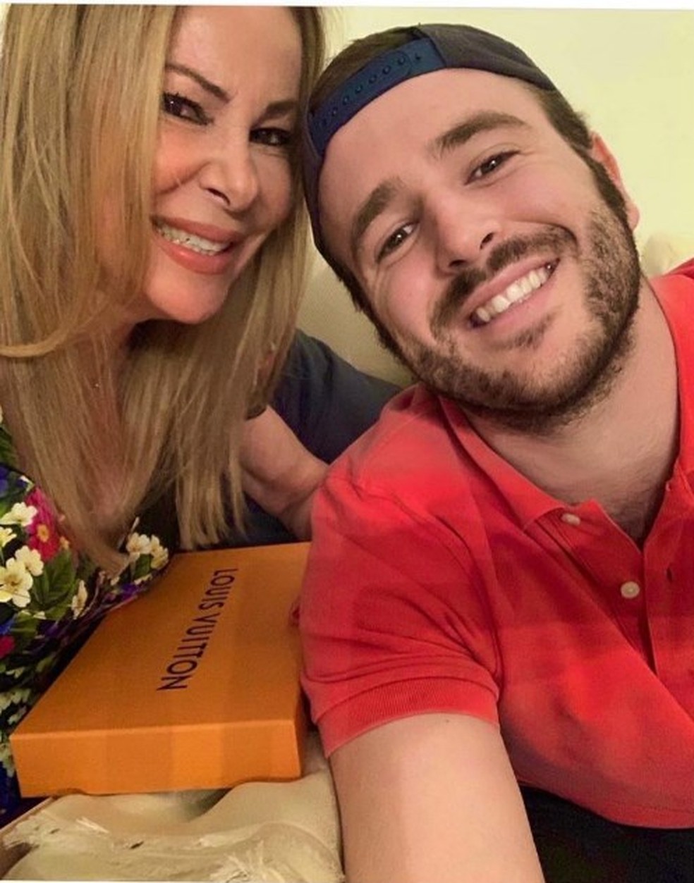 Ana e o filho — Foto: Reprodução