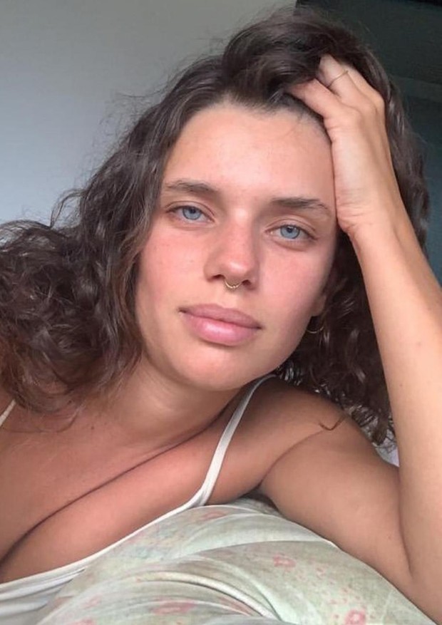 Bruna Linzmeyer em clique matinal  (Foto: Reprodução/ Instagram )