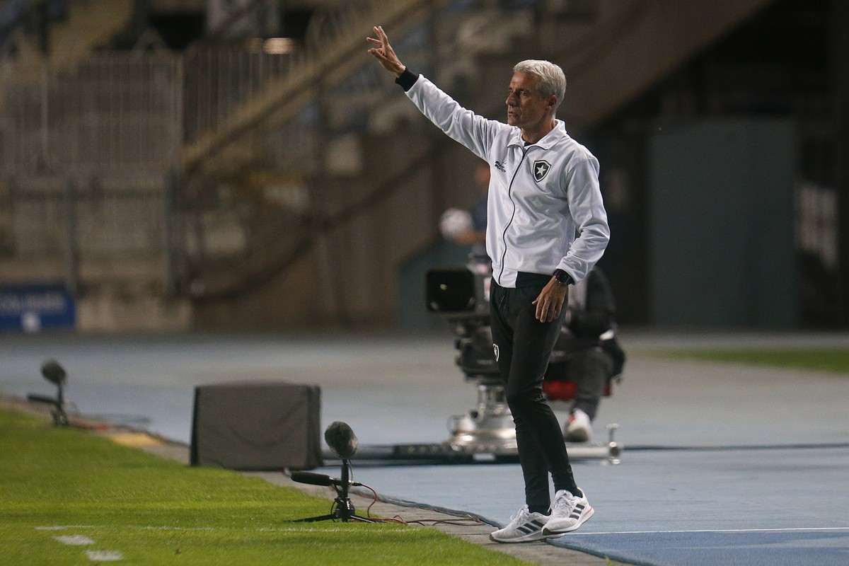 Luís Castro lamenta el empate del Botafogo en Chile: “Deberíamos haber ganado” |  Botafogo