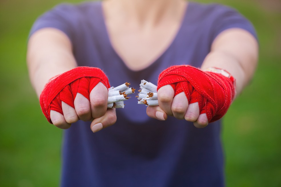 O exercício físico pode ajudar a reduzir o desejo por nicotina — Foto: Istock Getty Images