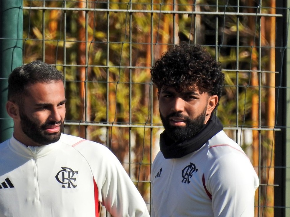 Gabigol em treino do Flamengo no Marrocos — Foto: Fred Gomes