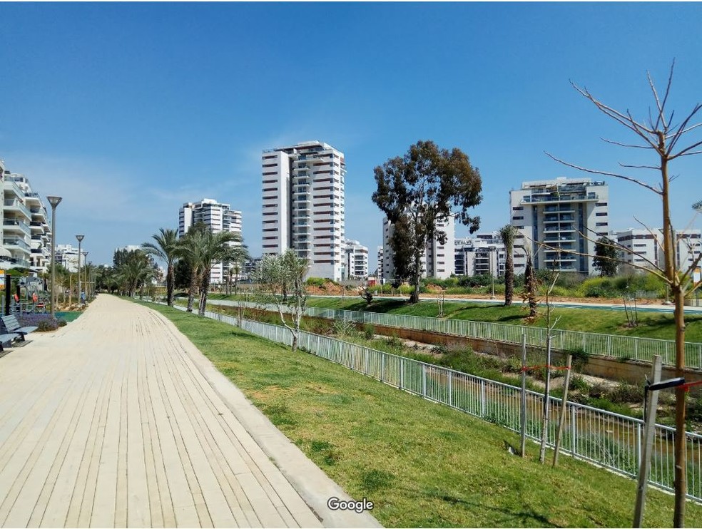 Yavne teve o primeiro bairro de Israel com descarte a vácuo de lixo — Foto: Google Street View 