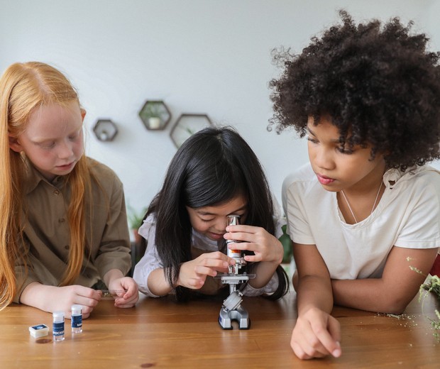 Evento da USP quer incentivar meninas a se tornarem cientistas (Foto: Pexels)